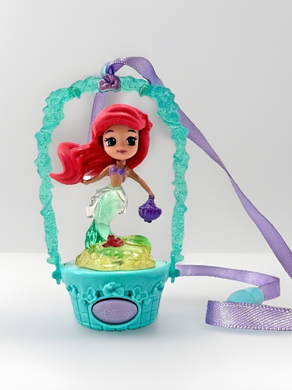 Disney Princess Ariel Magic Mini Light Up Necklace Little Mermaid Batteries Inc